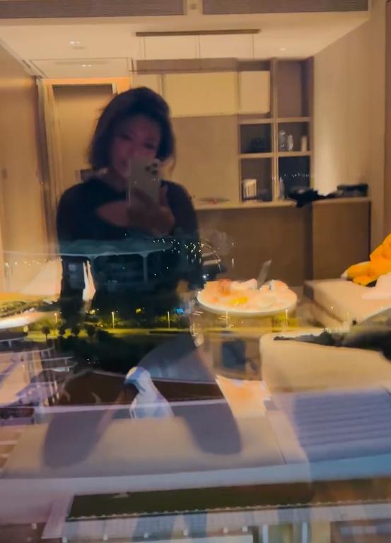 江映蓉健身紧身衣_女明星紧身裤图_江映蓉身材火辣性感