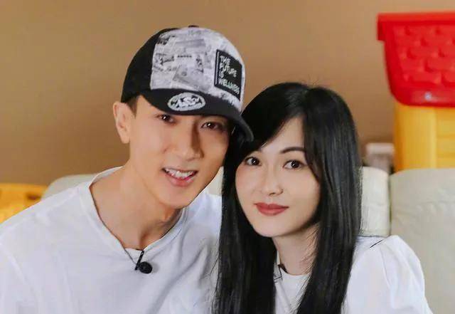 吴尊退出娱乐圈了吗_飞轮海 成员现状 台男团 发展历程