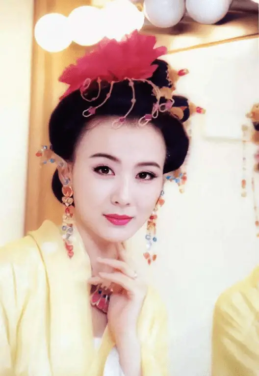 台湾女神颜值_港圈顶级美女_最美女明星图片大全图片