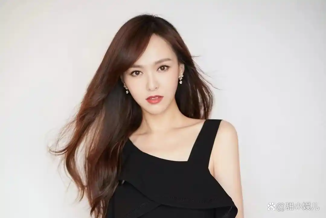 娱乐圈夫妻有哪些照片_陆毅鲍蕾婚礼_陆毅鲍蕾爱情故事