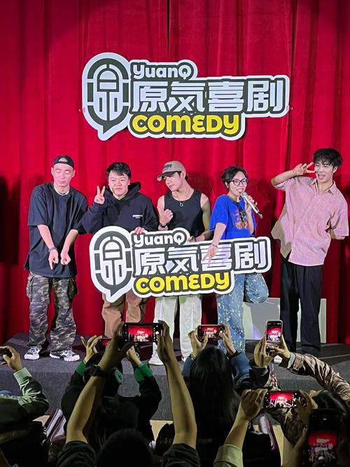 怀念以前电视上的娱乐报道：真实八卦接地气，比现在演戏的综艺好看多了