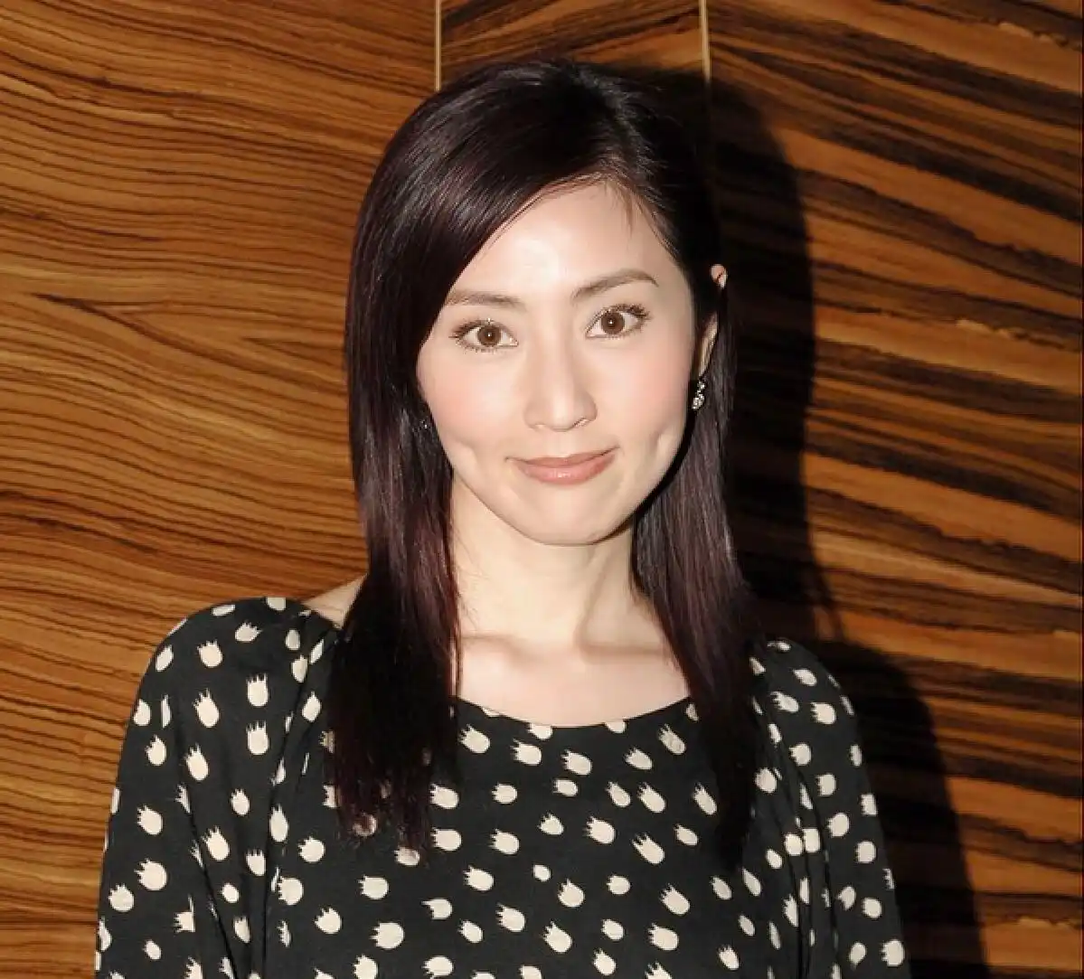 拒绝复出拍戏！香港知名女星张玉珊状态冻龄，身家3亿至今单身