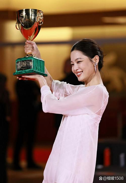 166女明星谈行业重塑 演员不可替代的优势在哪