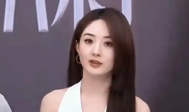 赵丽颖直播带货状态不佳_女明星直播间_赵丽颖李佳琦直播间吐槽