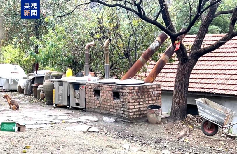 如何自己讲网红八卦-_虚假宣传诱导消费坑老人_劣迹网红直播带货骗局