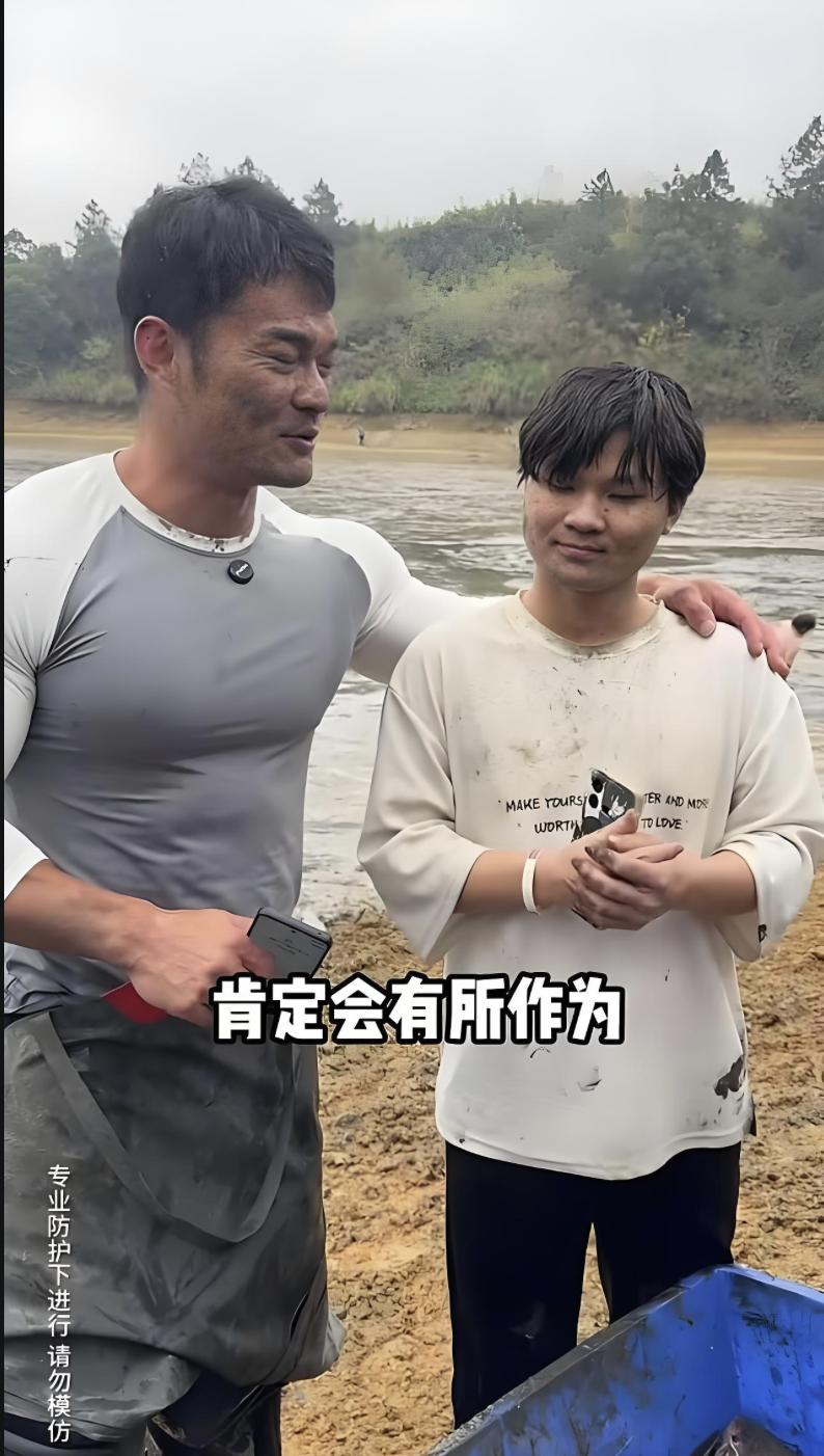 流量经济下的真实与虚构_网红大八卦方丈是谁啊-_网红哭穷现象